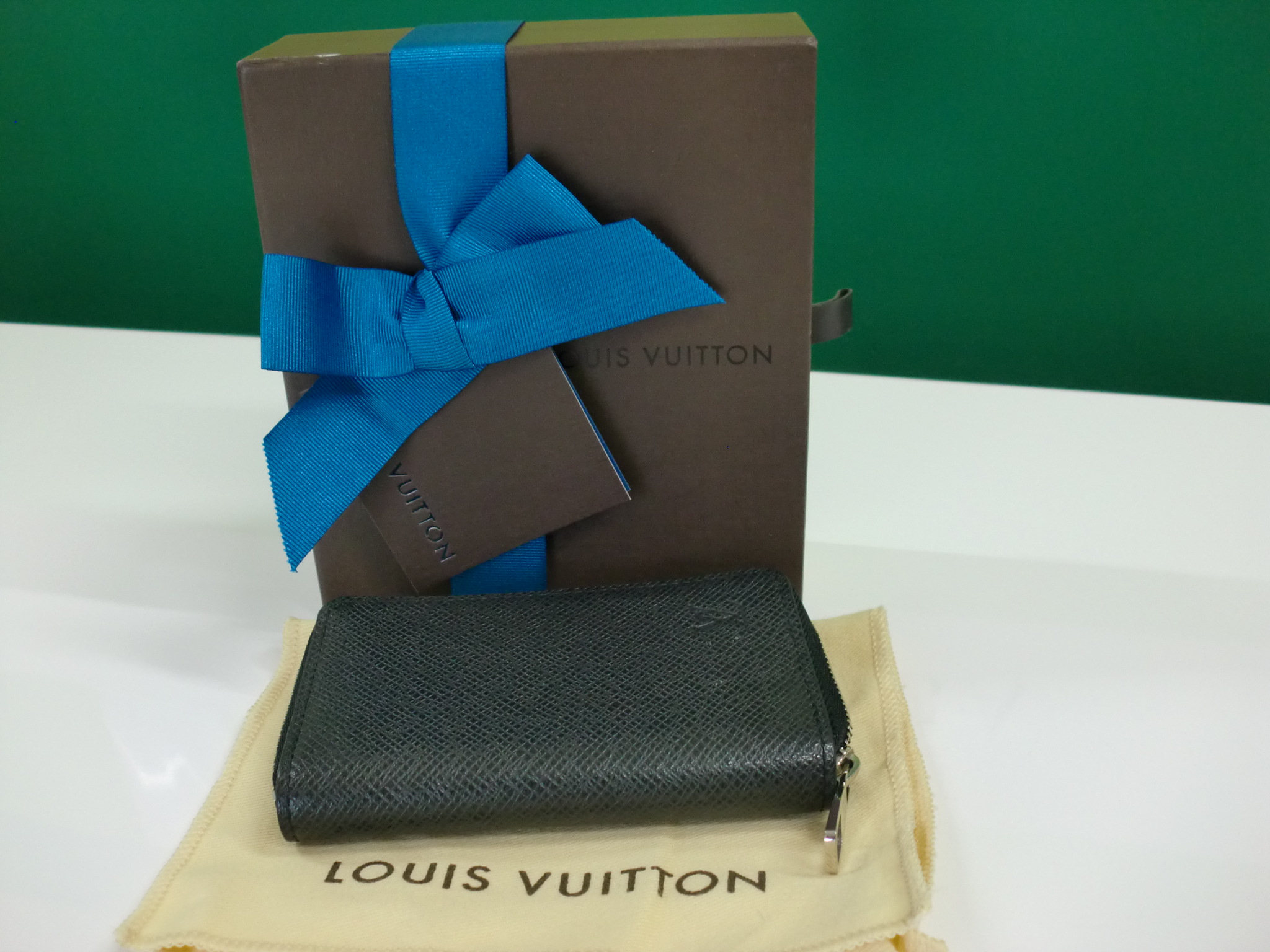 LOUIS VUITTON ルイヴィトン タイガ ジッピー コインケース  M30511